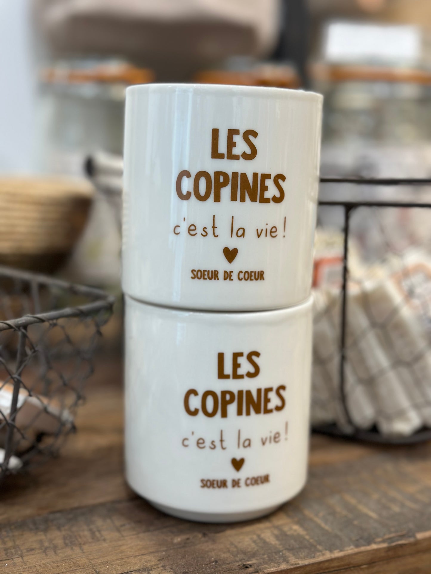 Tasse, les copines c’est la vie🤎